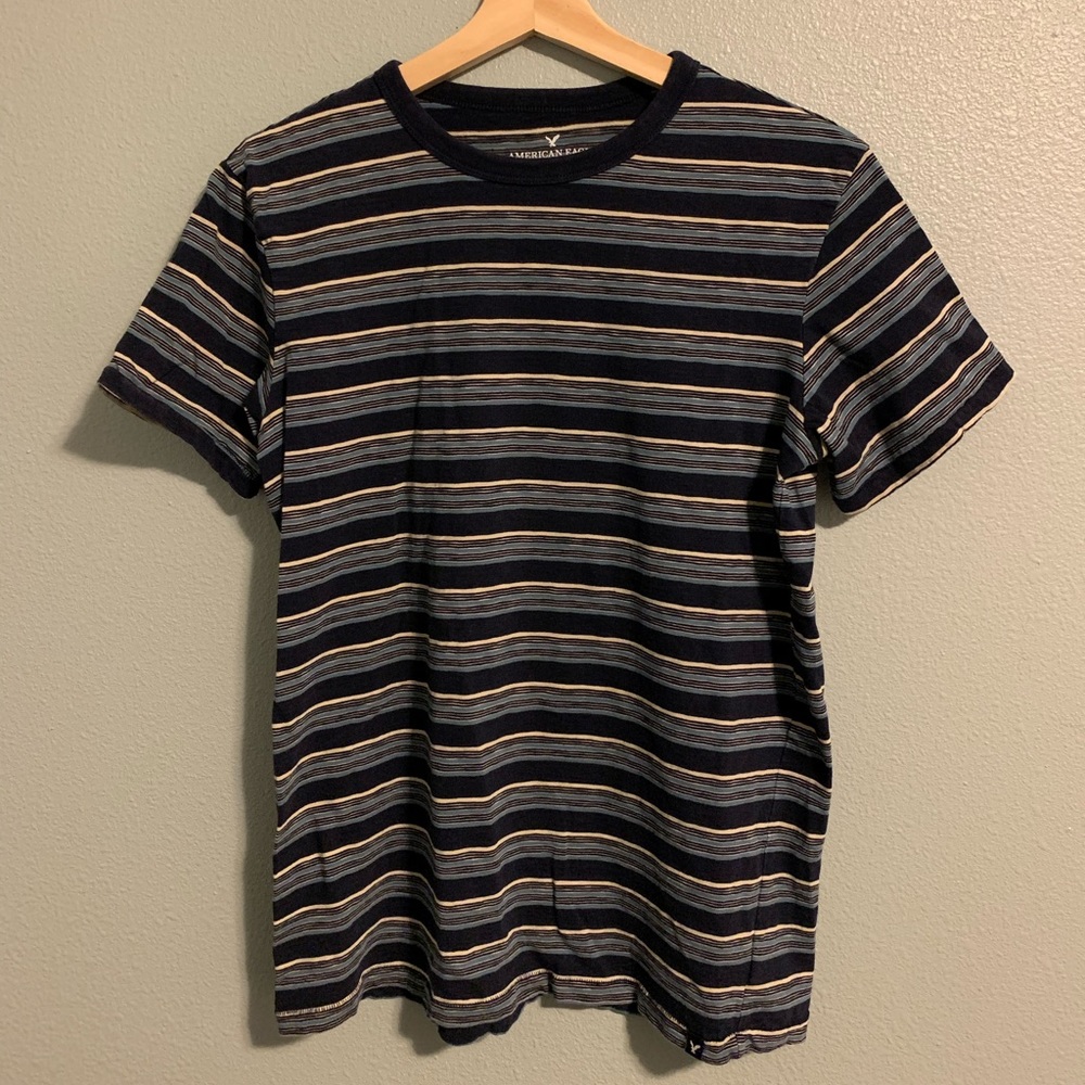 American Eagle T-shirt